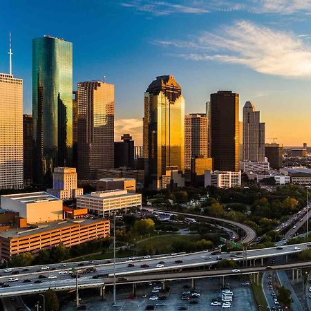 Your Warm Spacious Unit With Pool - Medical Center Houston Exteriér fotografie